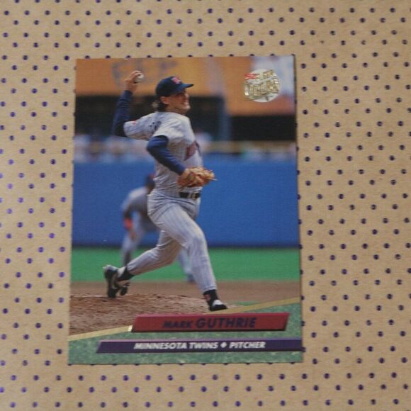 Mark Guthrie #396 Baseball Card - Picture 1 of 2